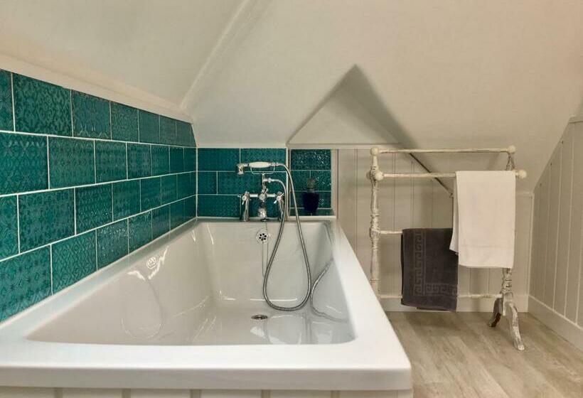 Family Suite, The Charterhouse