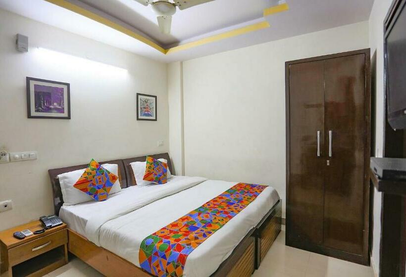 Номер Deluxe, The Eden Hotel Near Okhla