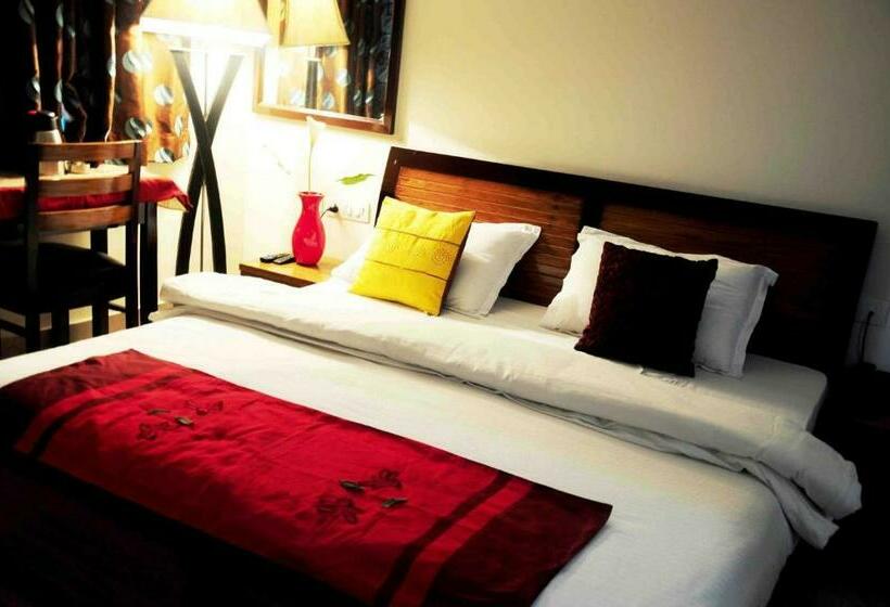 Номер Deluxe, The Eden Hotel Near Okhla