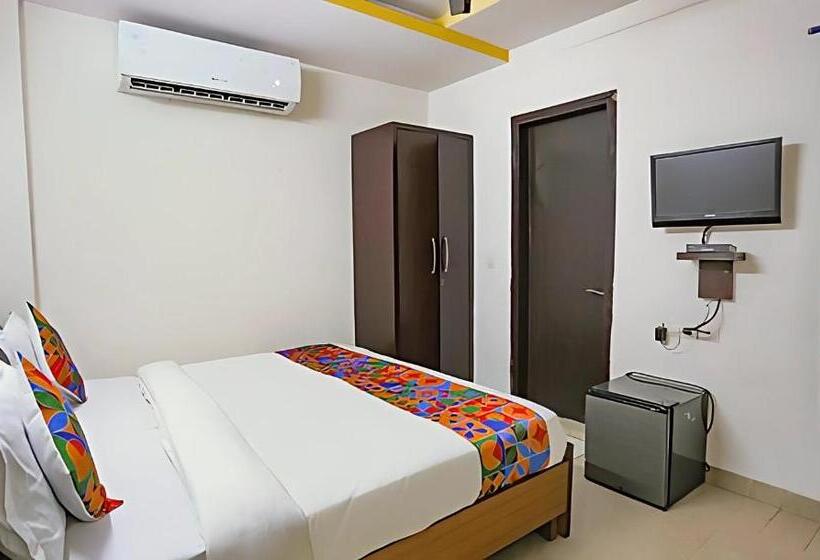 Номер Deluxe, The Eden Hotel Near Okhla