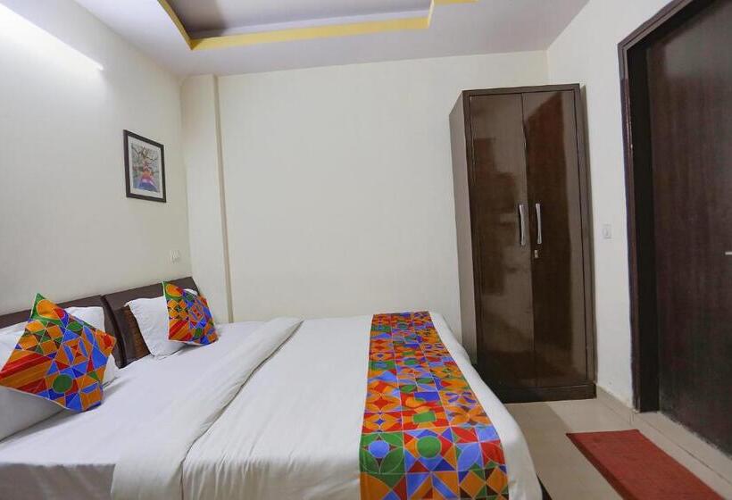 Номер Deluxe, The Eden Hotel Near Okhla