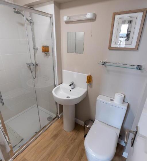 חדר סטנדרט יחיד, The Resolution