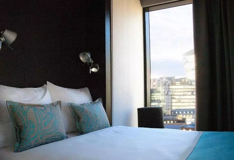 シティビュークラシックルーム, Motel One London Tower Hill