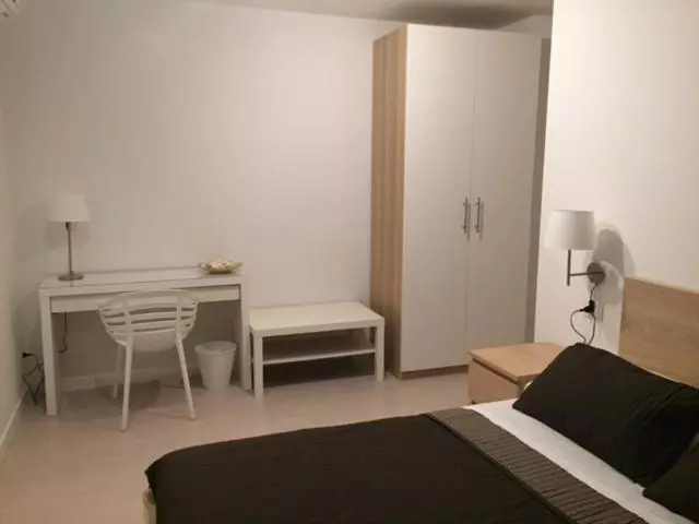 Huoneisto 1 Makuuhuone Pohjakerros, Apart Hotel Atlantic
