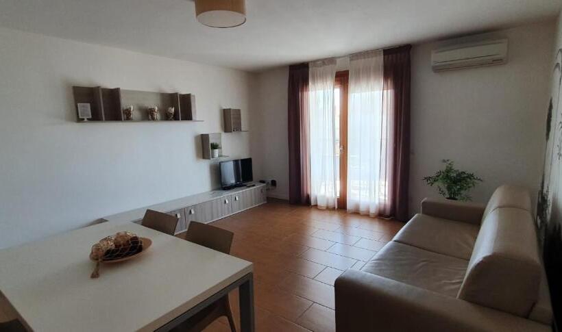 דירת חדר, Apart Hotel Atlantic