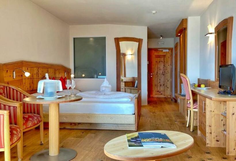 סוויטת ג'וניור עם מרפסת, Das Badl   Adults Only Soft