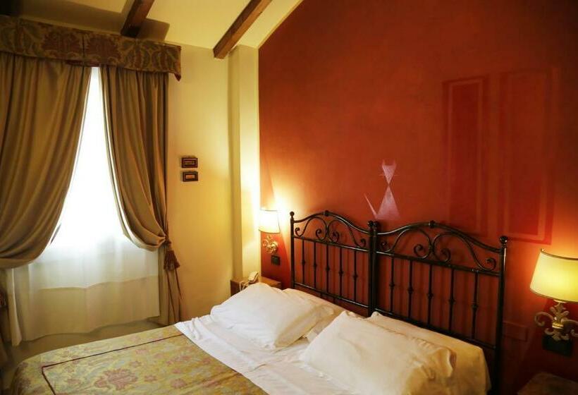 Quarto standard, Albergo Delle Drapperie