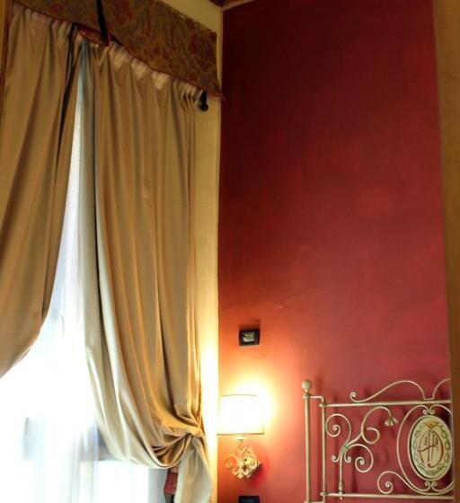 Habitació Basic, Albergo Delle Drapperie