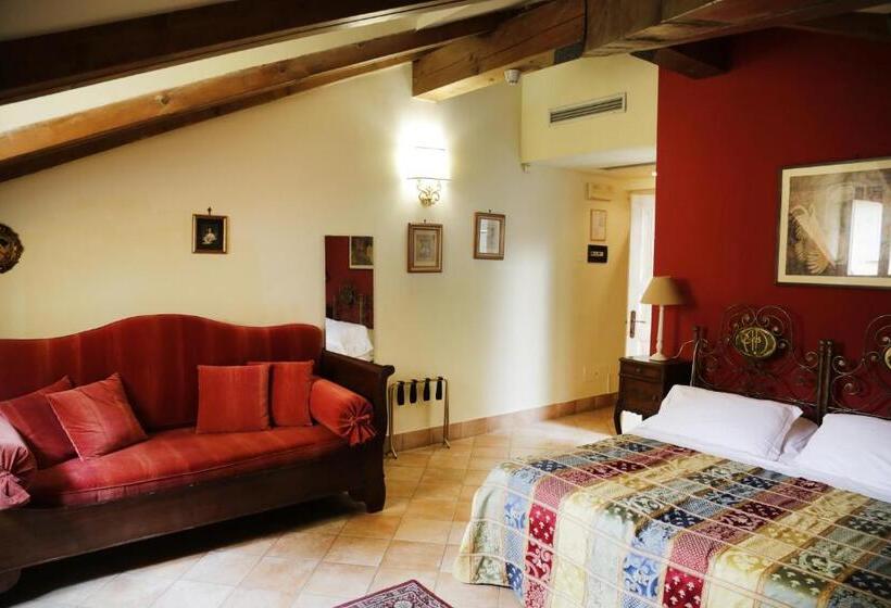 Junior Suite, Albergo Delle Drapperie