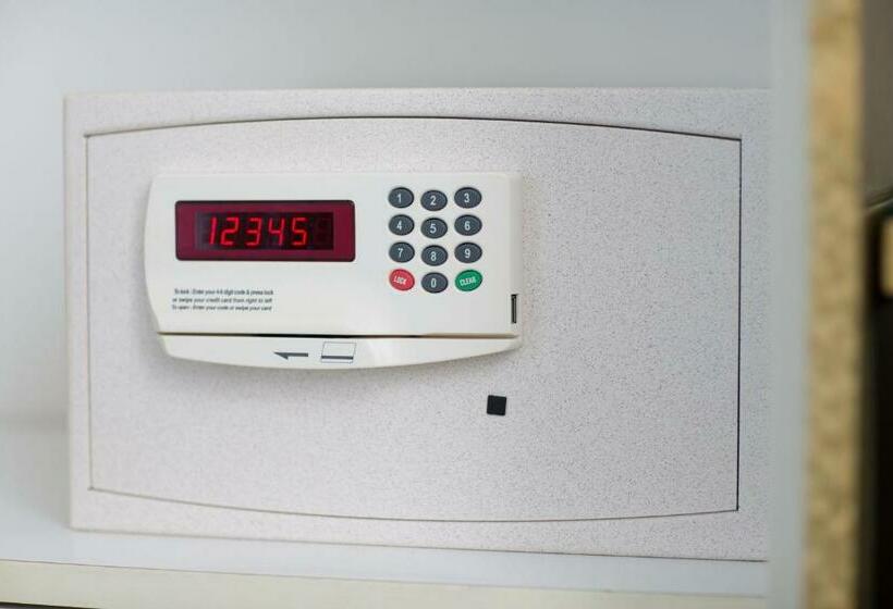 חדר סטנדרט, Ambasciatori