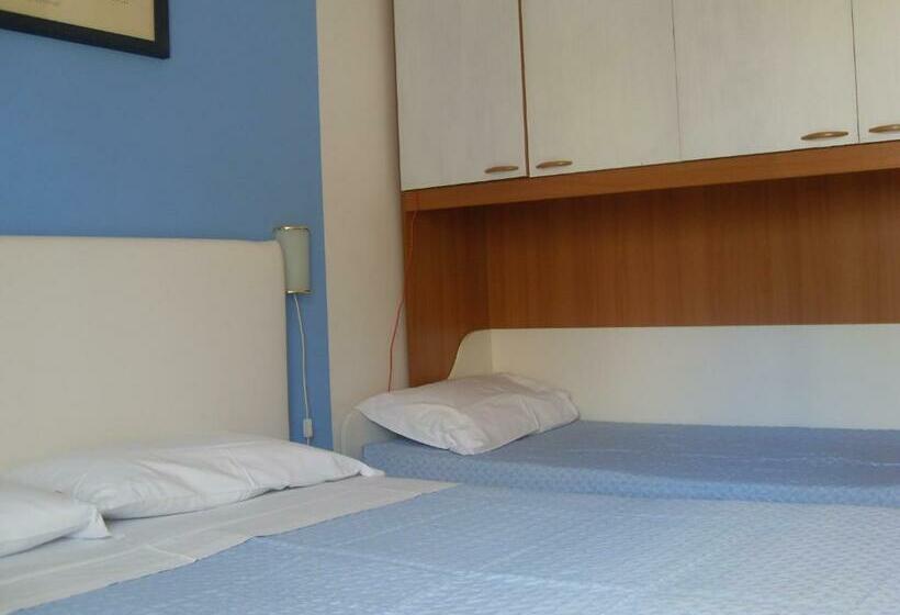 标准三人间, Antonella