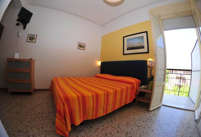 标准间, Antonella