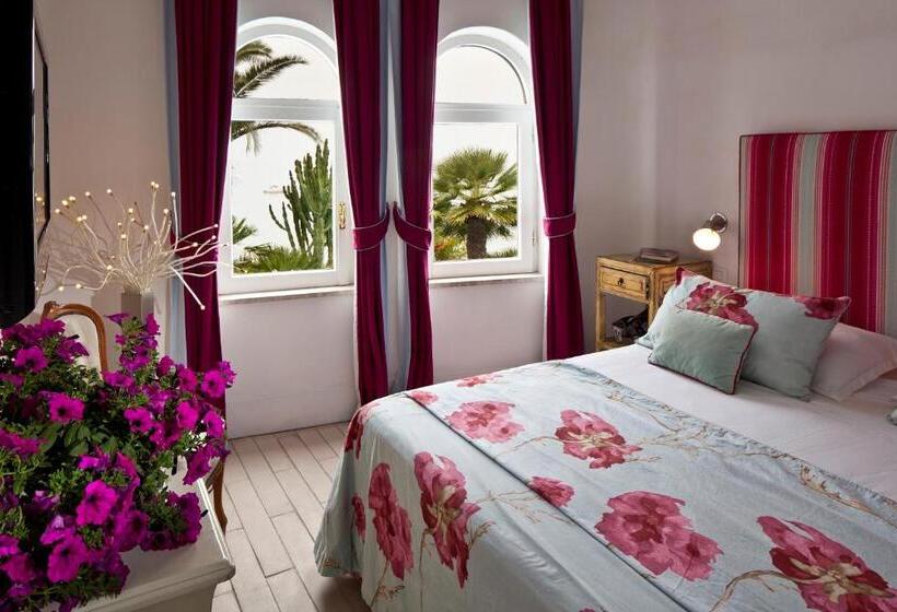 חדר פרסטיז' לשלושה, Apollon Club & Thermal Spa