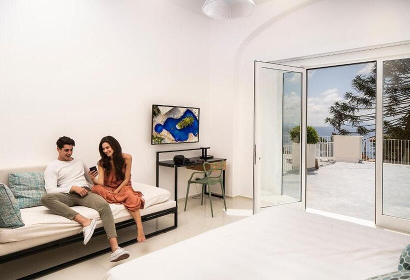 חדר פרסטיז' לשלושה, Apollon Club & Thermal Spa