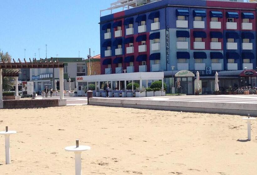 חדר סופריור לשלושה עם נוף לים, Astoria