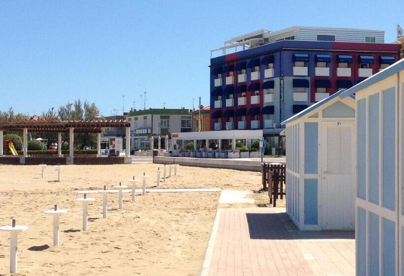 חדר סופריור יחיד נוף לים, Astoria