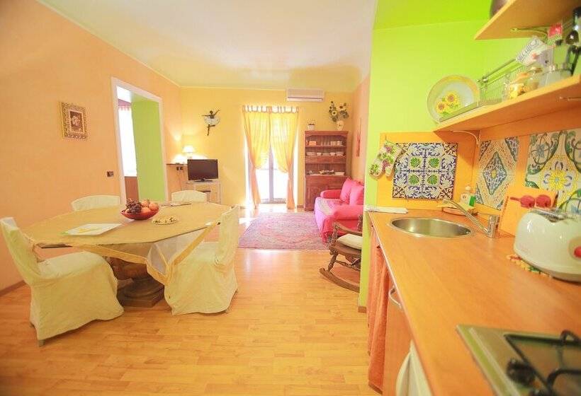 Люкс Повышенной Комфортности, B&b Le Casette Di Lu