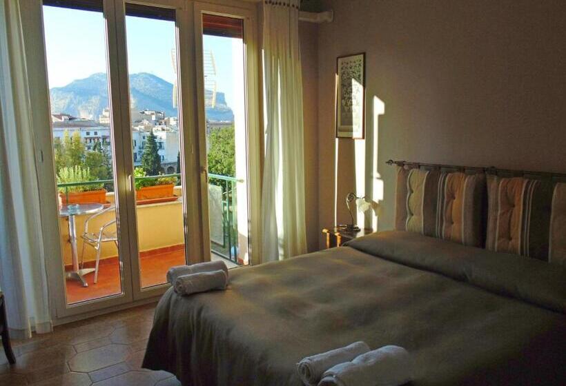 Standard room with outdoor bath, Kemonia