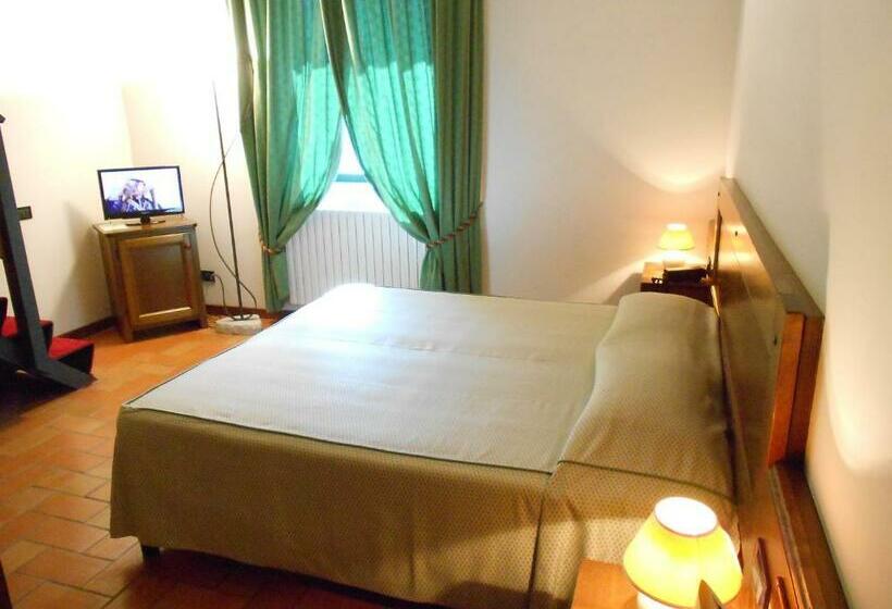 اتاق استاندارد سه نفره, Bellavista