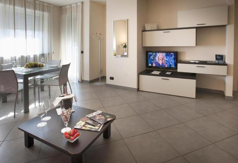 带3个卧室的公寓, Calissano