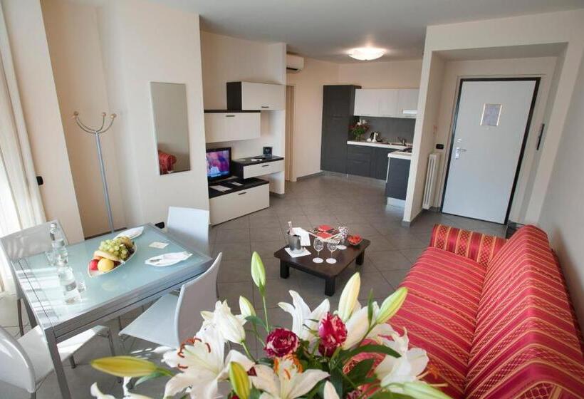 带3个卧室的公寓, Calissano