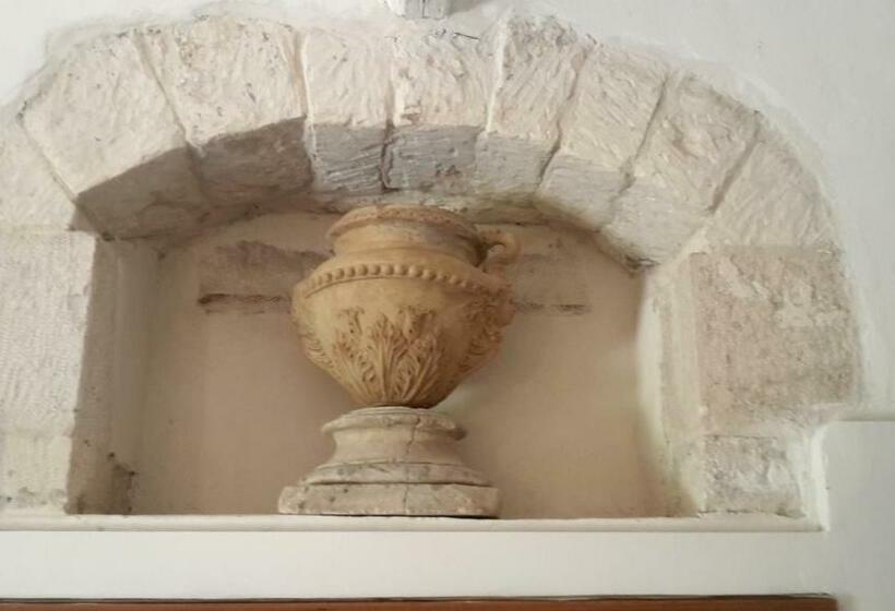 Номер Deluxe, Case Brizza