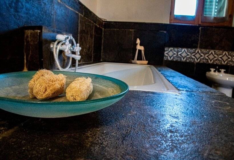 Номер Deluxe, Case Brizza