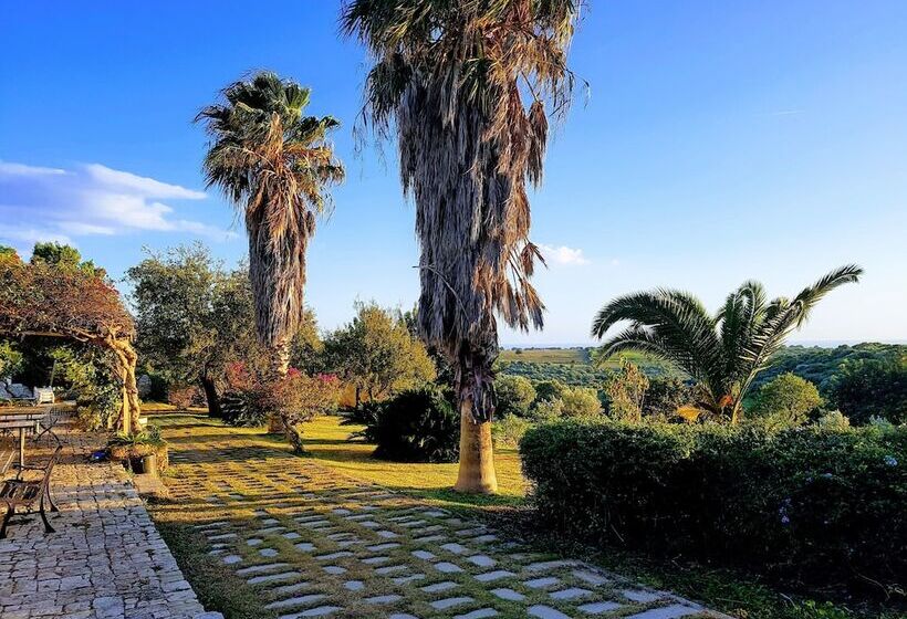 Номер Deluxe, Case Brizza