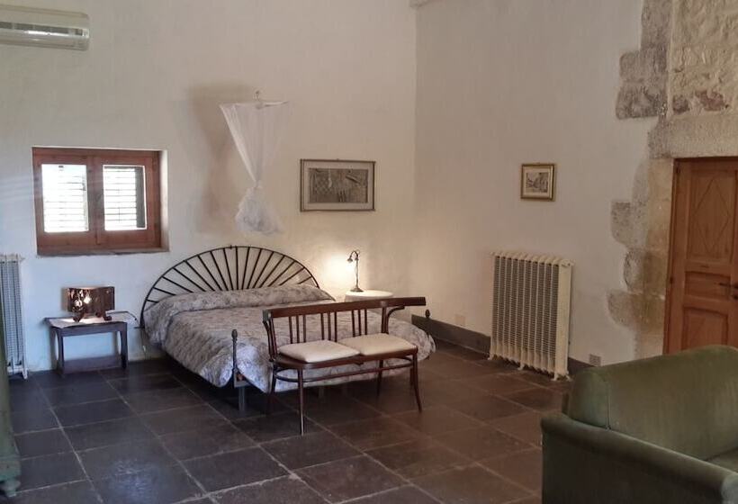 Номер Deluxe, Case Brizza