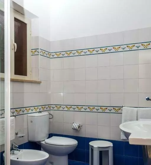 استودیوی استاندارد, Club Residence La Castellana Mare