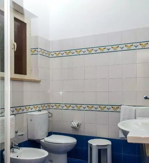 استودیوی استاندارد, Club Residence La Castellana Mare
