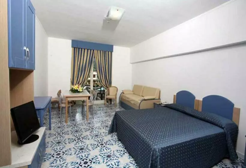 استودیوی استاندارد, Club Residence La Castellana Mare