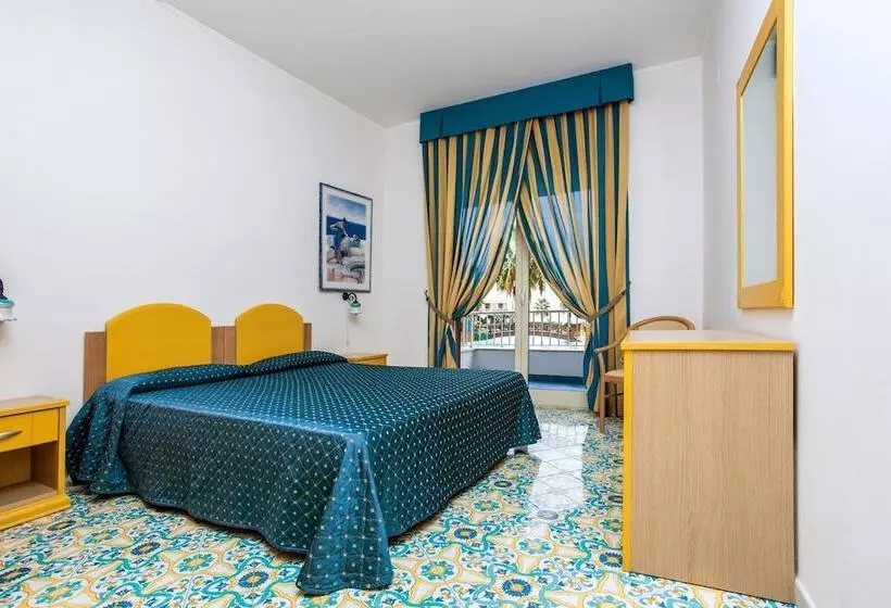 آپارتمان 2 خوابه, Club Residence La Castellana Mare