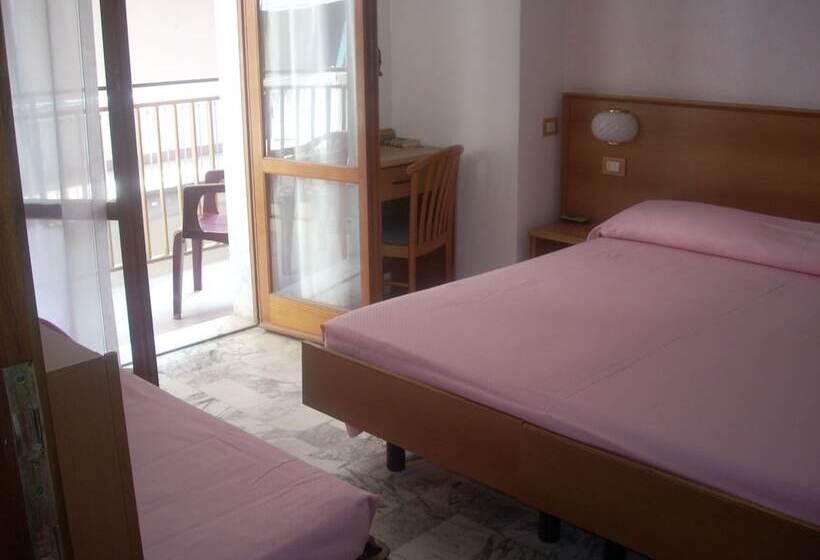 غرفة قياسية ثلاثية, Corallo