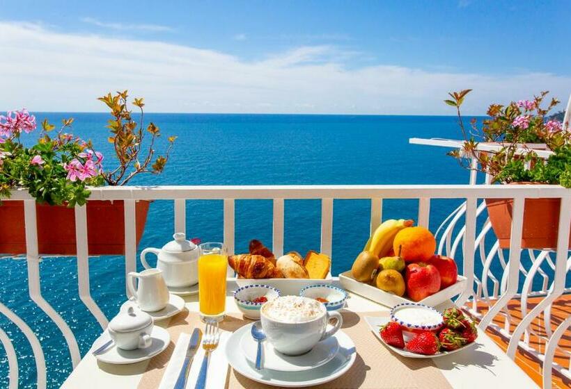 חדר סטנדרט נוף לים עם מרפסת, Donna Giulia