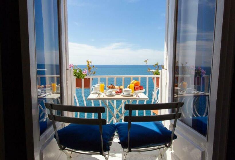 חדר סטנדרט נוף לים עם מרפסת, Donna Giulia