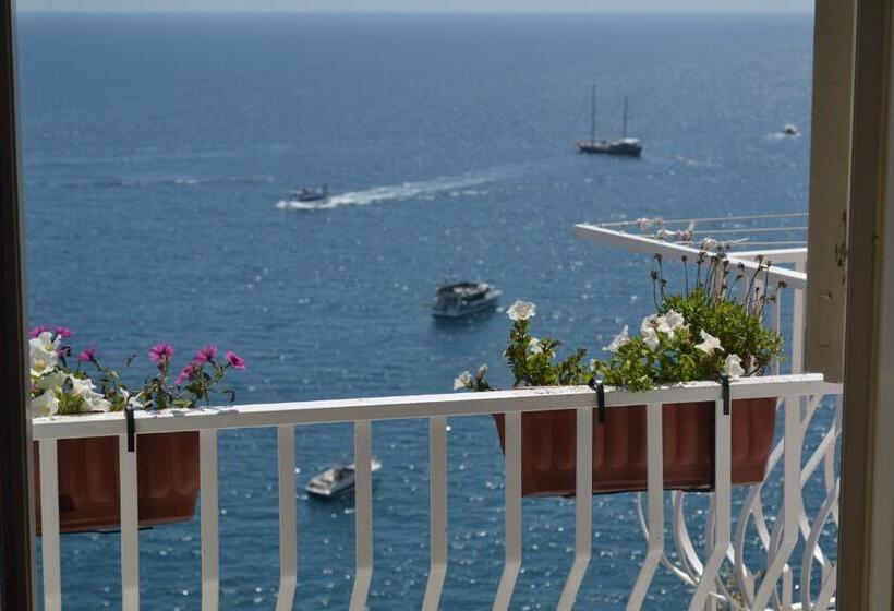 חדר סטנדרט נוף לים עם מרפסת, Donna Giulia