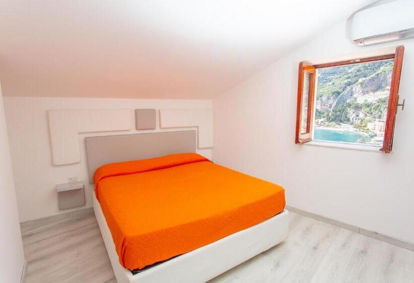 חדר סטנדרט נוף לים, Donna Giulia