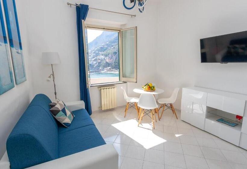 דירת חדר עם טרסה, Donna Giulia