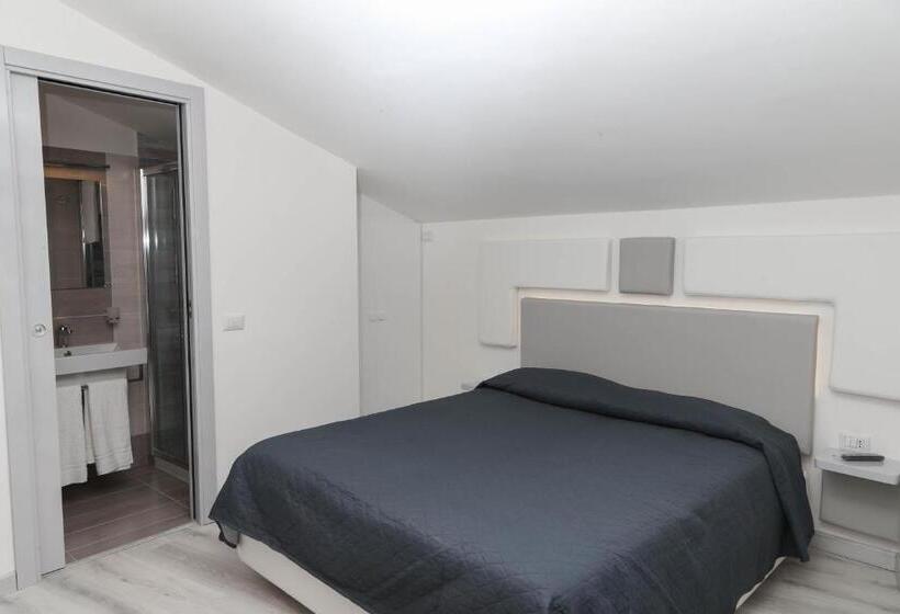 חדר סטנדרט נוף לים, Donna Giulia