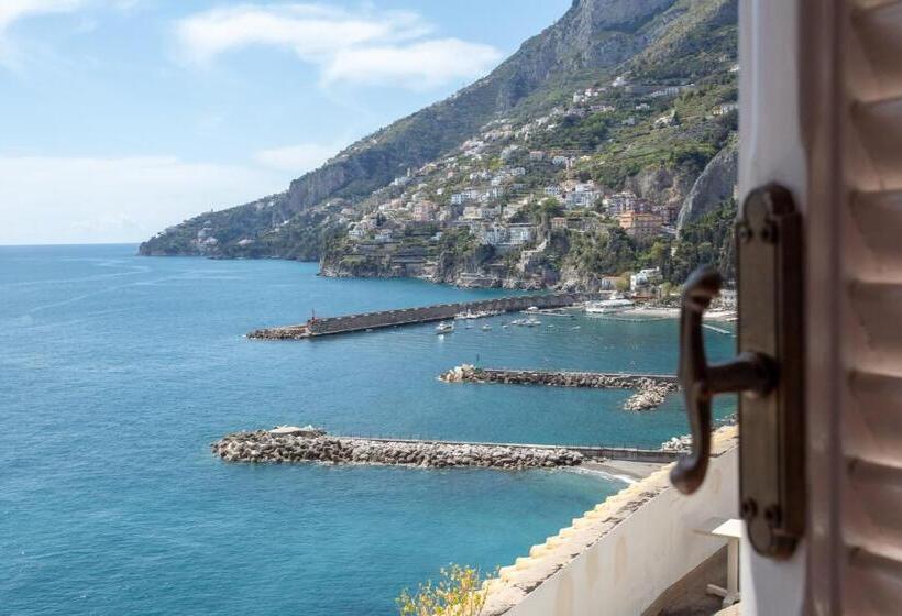 חדר סטנדרט נוף לים, Donna Giulia