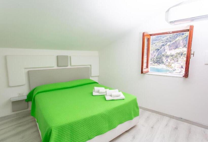 חדר סטנדרט נוף לים, Donna Giulia