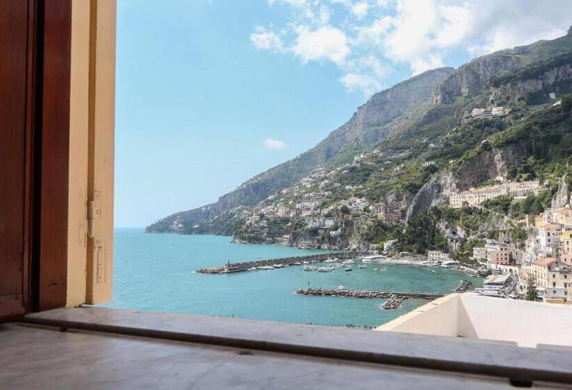 חדר סטנדרט נוף לים, Donna Giulia