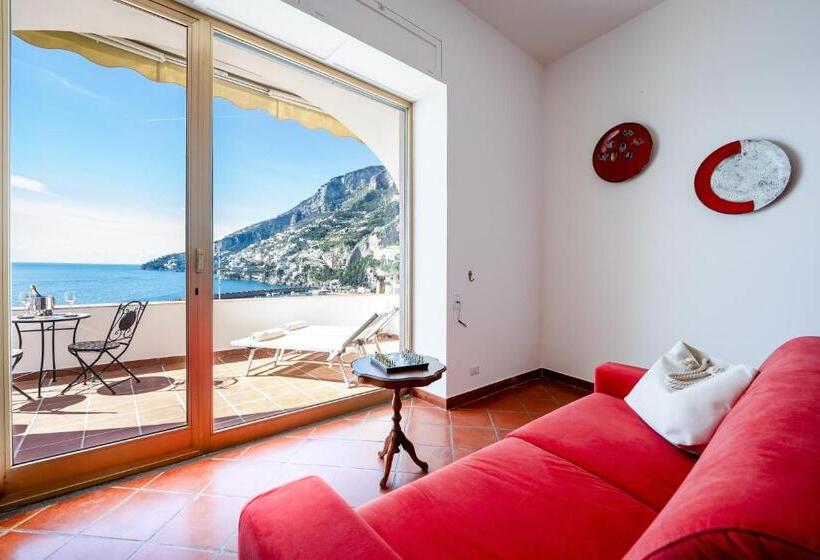 דירת חדר דלוקס, Donna Giulia