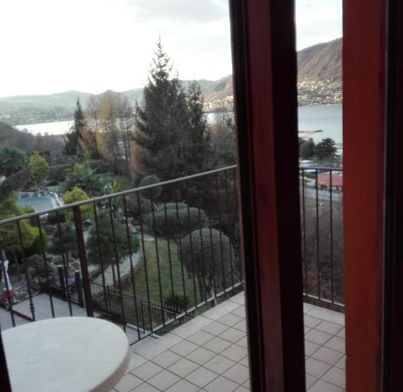 חדר סטנדרט נוף לאגם, Empire Resort