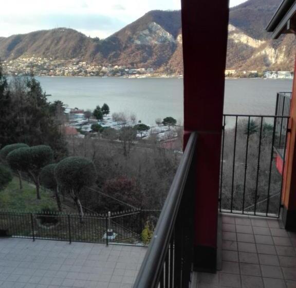 חדר סטנדרט לשלושה, Empire Resort