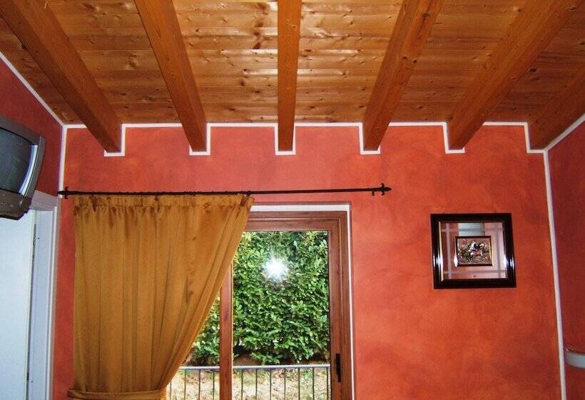 חדר סטנדרט, Empire Resort