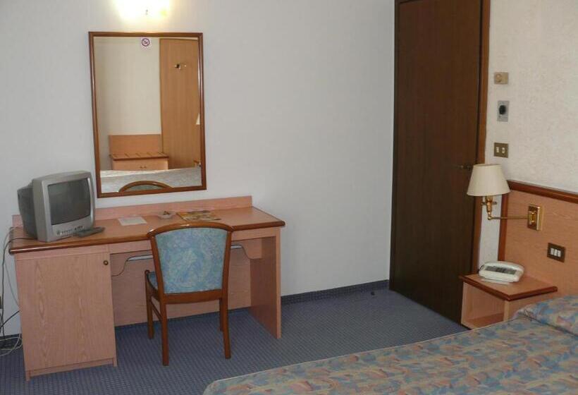 标准间, Confidence Hotel Europa