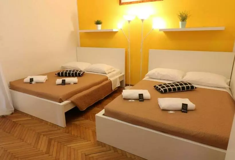اتاق استاندارد با سرویس بهداشتی مشترک, Guest House Pirelli Milano
