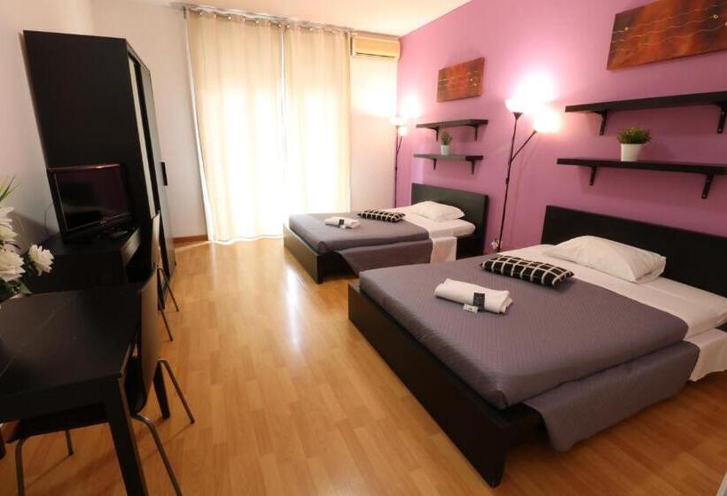 اتاق استاندارد سه تخته با سرویس بهداشتی مشترک, Guest House Pirelli Milano